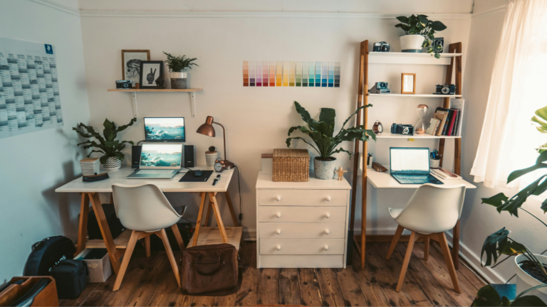 The Ultimate Dorm Room Setup for Productivity & Comfort