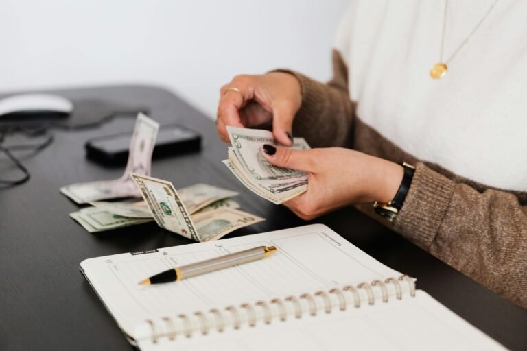 Financial Literacy for Students: How to Save & Grow Your Money_ With a 30 Day Money Saving Challenge